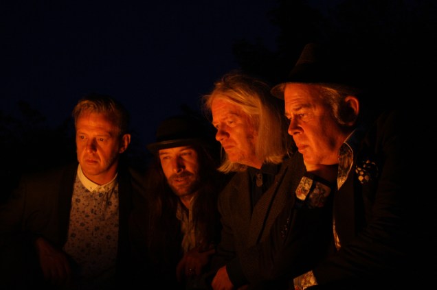 Songdog at Devil's Bridge